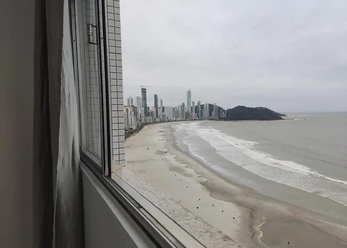 Apartamento 4 Quartos Frente Mar Centro Balneario Camboriu