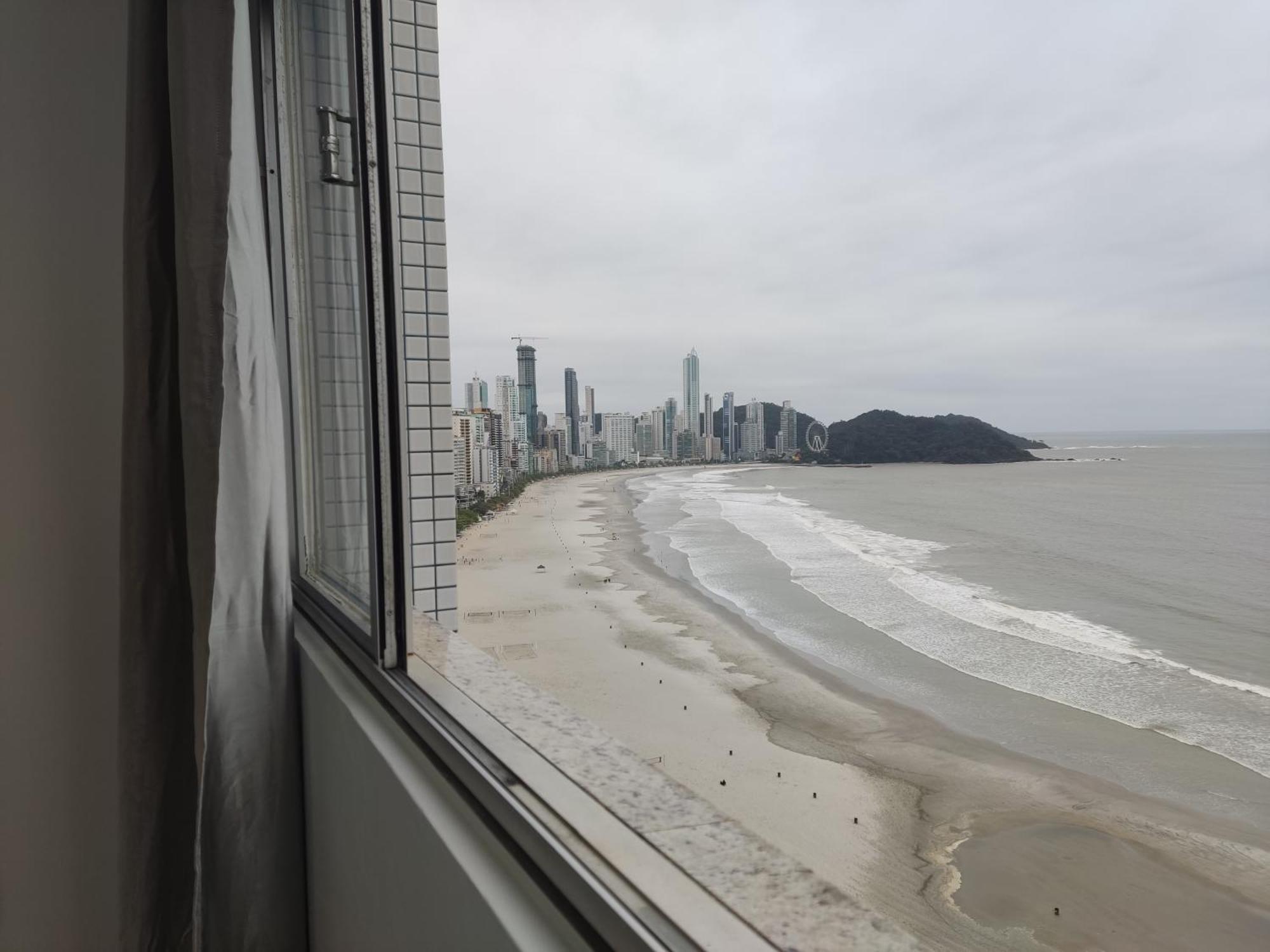 Apartamento 4 Quartos Frente Mar Centro Balneario Camboriu